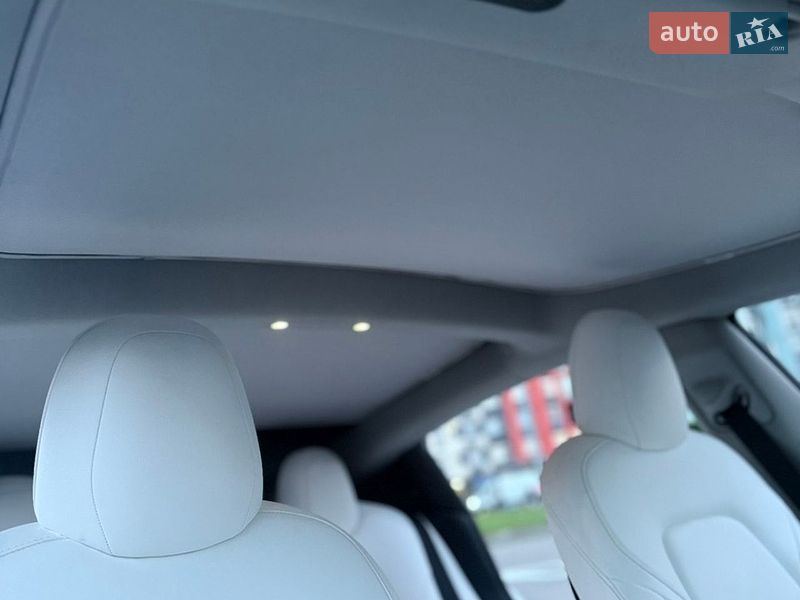 Седан Tesla Model 3 2022 в Белой Церкви