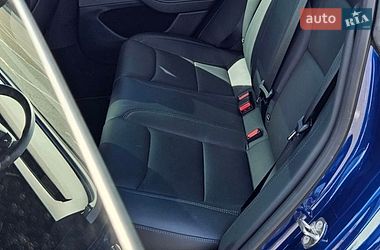 Седан Tesla Model 3 2024 в Львові