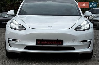 Седан Tesla Model 3 2019 в Белогородке