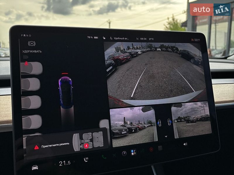 Седан Tesla Model 3 2019 в Білогородці