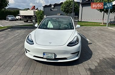 Седан Tesla Model 3 2019 в Луцке