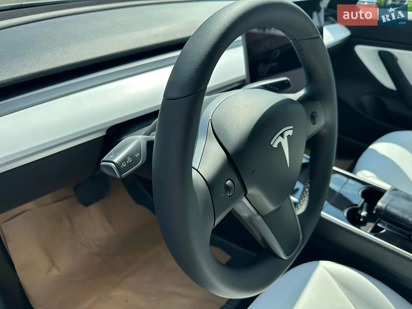 2019 Tesla Model 3 - мініатюра 32