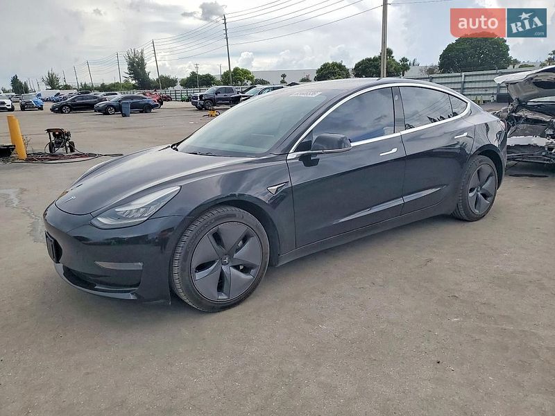 Tesla Model 3 2019
