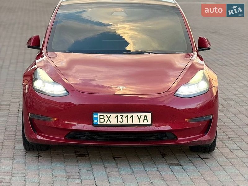 Tesla Model 3 2022
