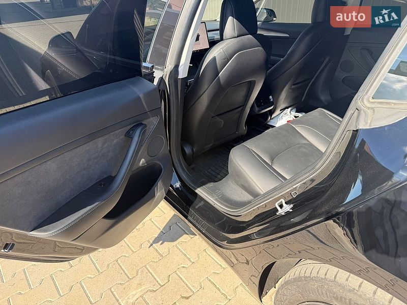 Седан Tesla Model 3 2023 в Берегово фото 8 Седан Tesla Model 3 2023 в Берегово