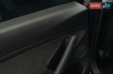 Седан Tesla Model 3 2022 в Киеве