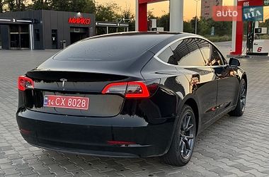Седан Tesla Model 3 2020 в Кривом Роге