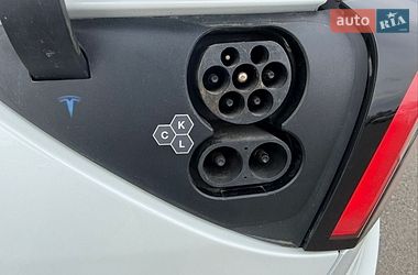 Седан Tesla Model 3 2023 в Киеве