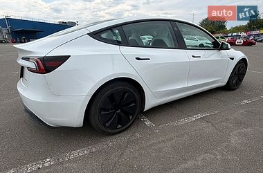 Седан Tesla Model 3 2023 в Киеве