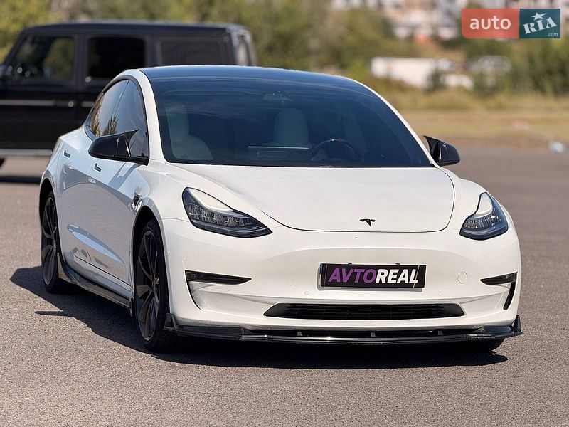 Седан Tesla Model 3 2019 в Кривому Розі фото 12 Седан Tesla Model 3 2019 в Кривому Розі