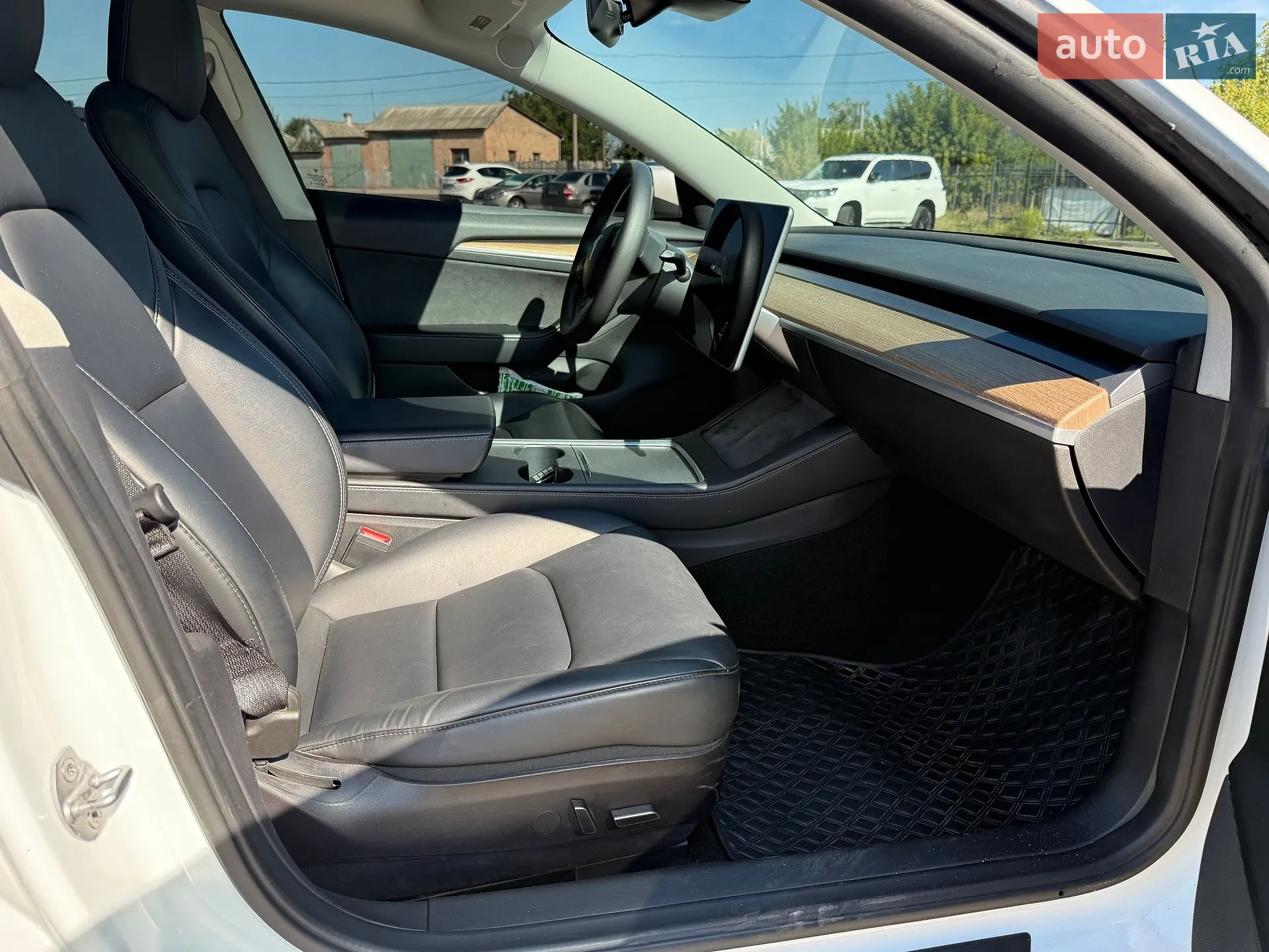 2022 Tesla Model 3 - мініатюра 11