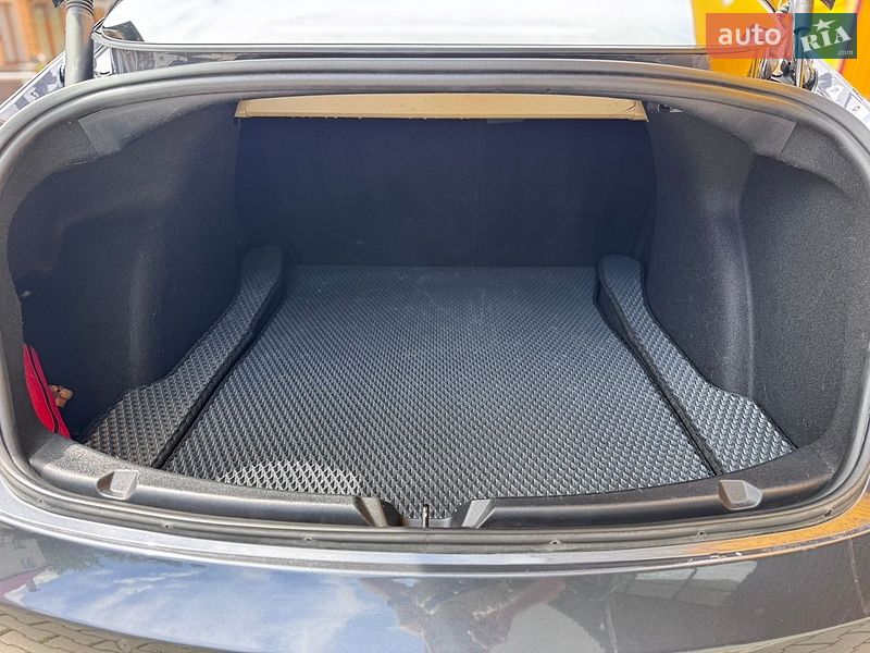 Седан Tesla Model 3 2022 в Хмельницькому