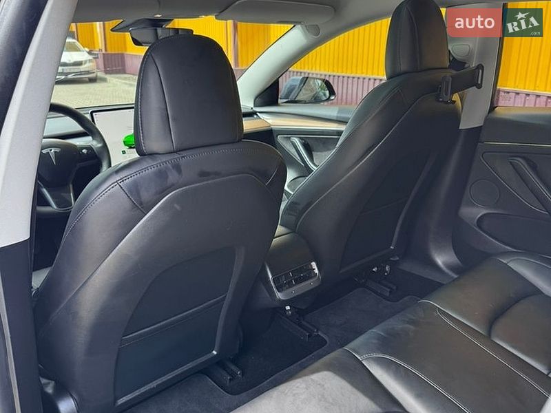 Седан Tesla Model 3 2022 в Хмельницькому