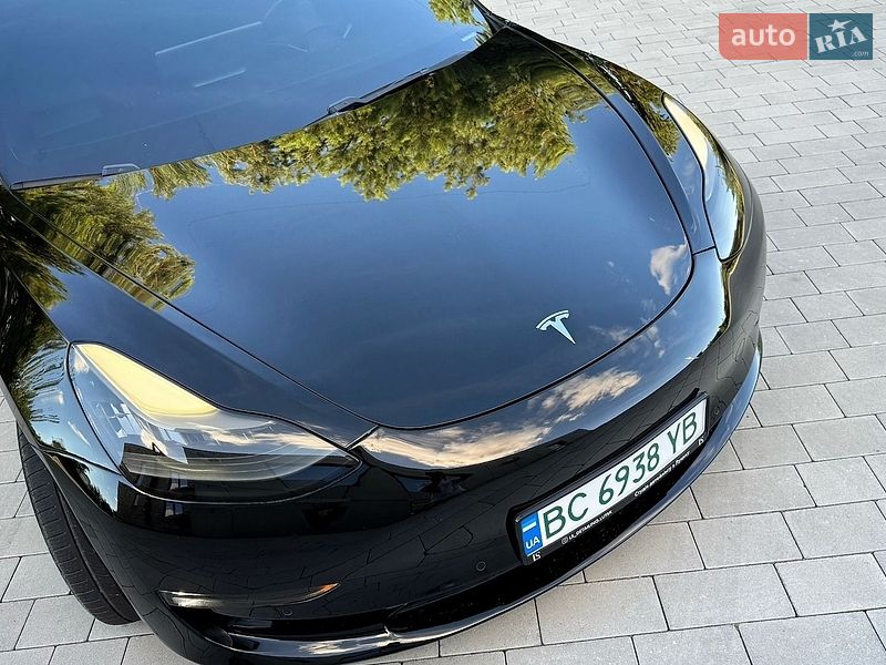 Седан Tesla Model 3 2019 в Луцьку
