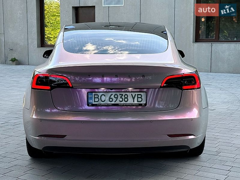 Седан Tesla Model 3 2019 в Луцьку
