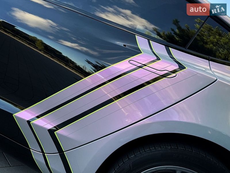 Седан Tesla Model 3 2019 в Луцьку