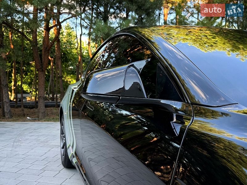 Седан Tesla Model 3 2019 в Луцьку
