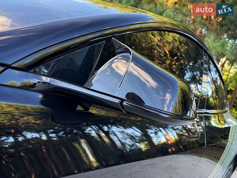 Седан Tesla Model 3 2019 в Луцьку