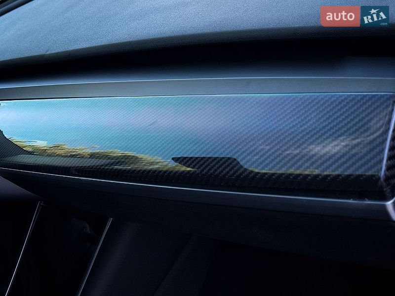 Седан Tesla Model 3 2019 в Луцьку