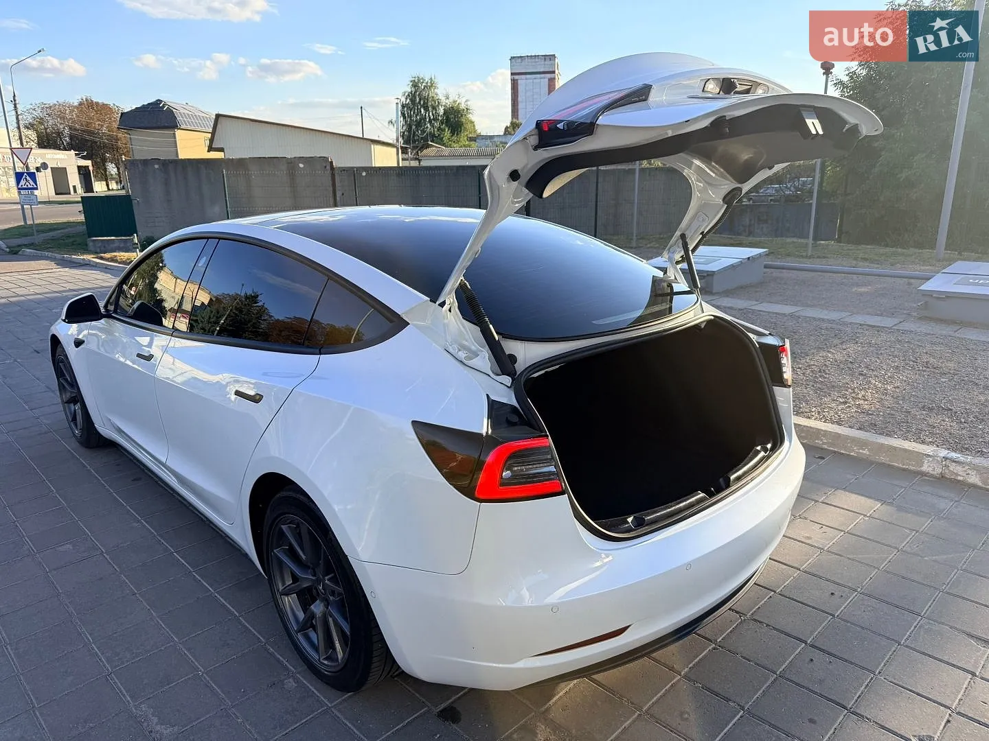 2021 Tesla Model 3 - мініатюра 93