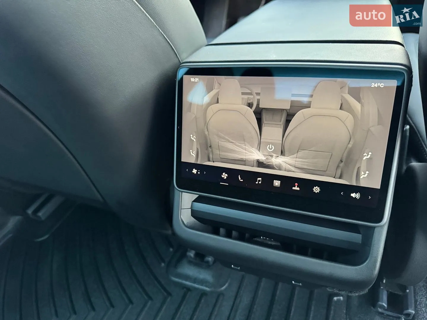 2024 Tesla Model 3 - мініатюра 47