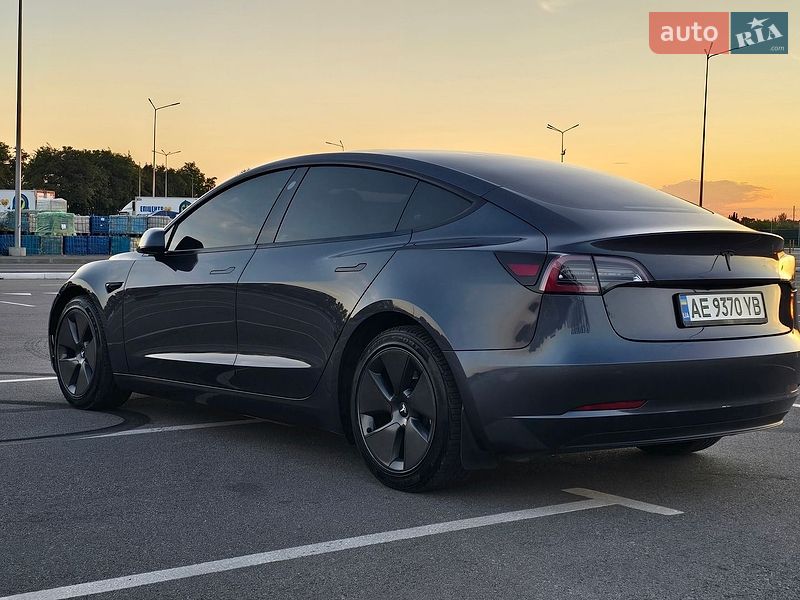 Седан Tesla Model 3 2023 в Дніпрі фото 18 Седан Tesla Model 3 2023 в Дніпрі