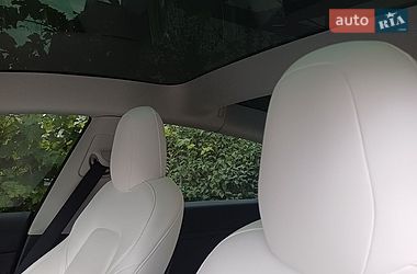 Седан Tesla Model 3 2022 в Острозі фото 20 Седан Tesla Model 3 2022 в Острозі