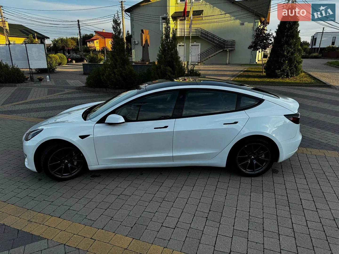 2021 Tesla Model 3 - мініатюра 8