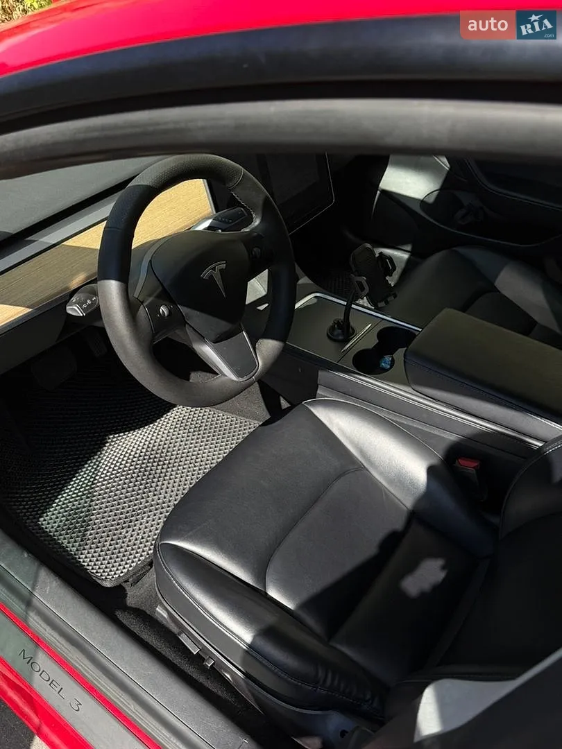 2022 Tesla Model 3 - мініатюра 9