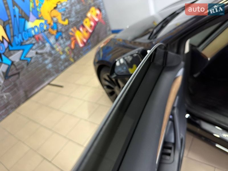 Седан Tesla Model 3 2022 в Львові