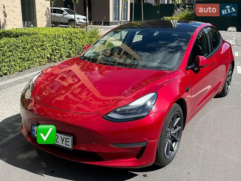 Tesla Model 3 2022