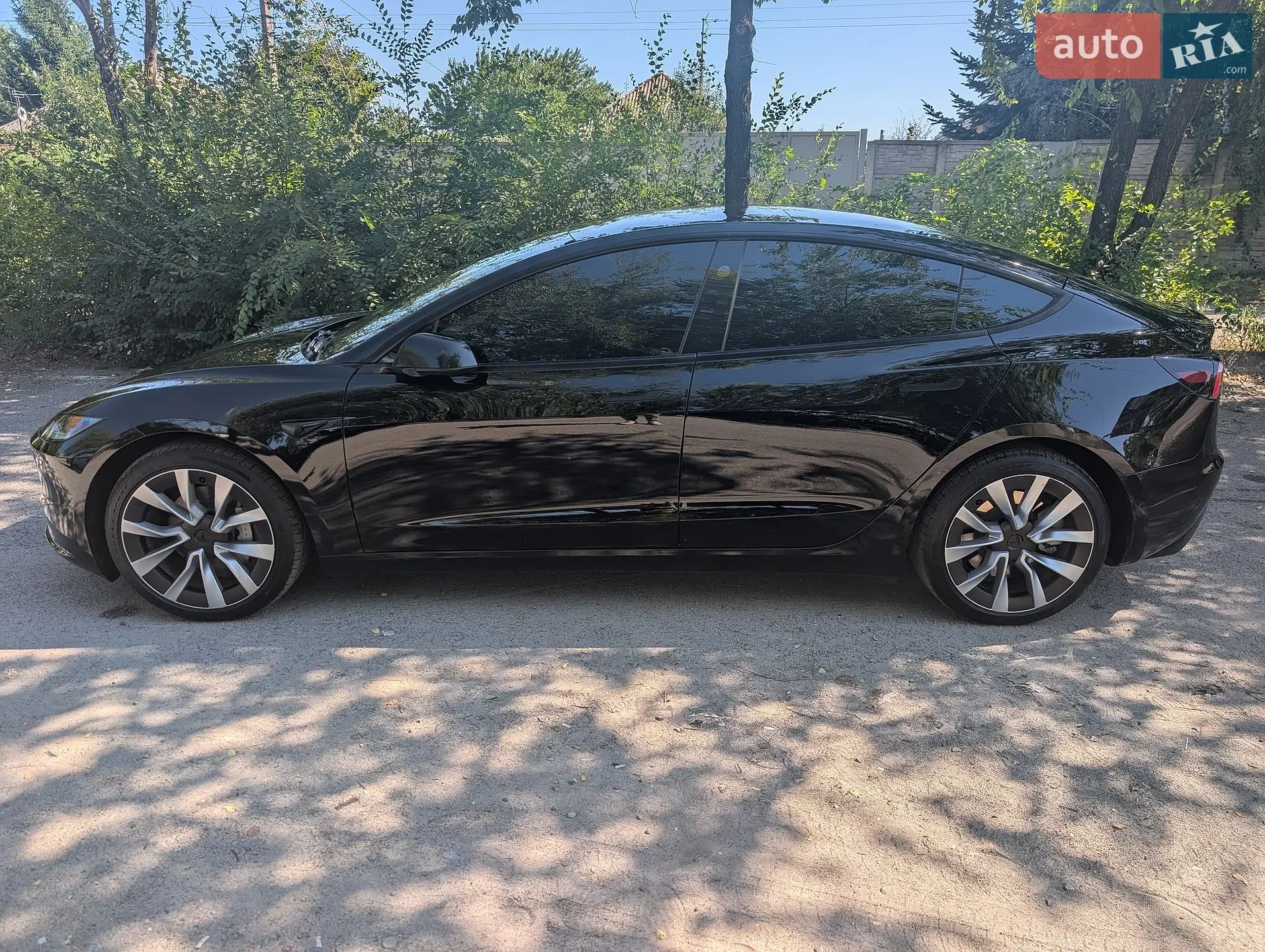 2025 Tesla Model 3 - мініатюра 2