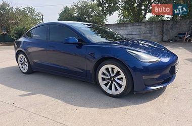 Седан Tesla Model 3 2021 в Томаковке