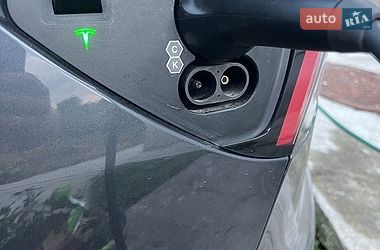 Седан Tesla Model 3 2021 в Днепре