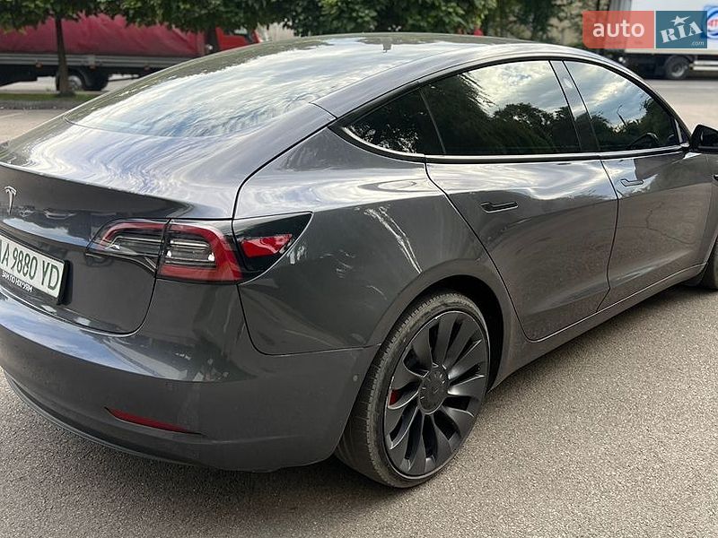 Седан Tesla Model 3 2021 в Днепре