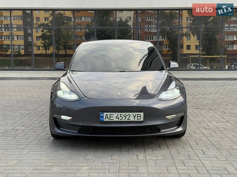 Седан Tesla Model 3 2021 в Дніпрі фото 2 Седан Tesla Model 3 2021 в Дніпрі