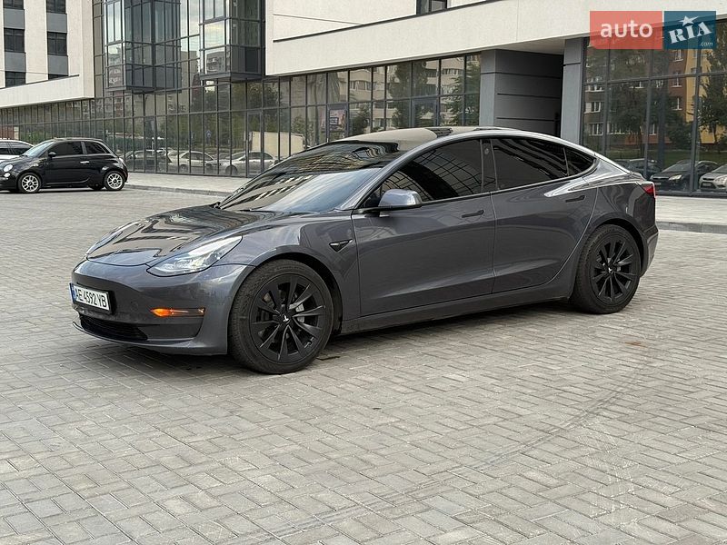 Седан Tesla Model 3 2021 в Дніпрі фото 13 Седан Tesla Model 3 2021 в Дніпрі