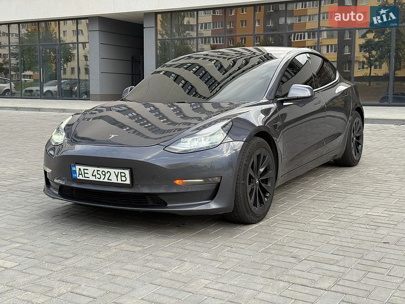 Седан Tesla Model 3 2021 в Дніпрі фото 14 Седан Tesla Model 3 2021 в Дніпрі