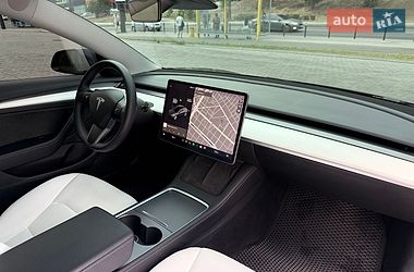 Седан Tesla Model 3 2021 в Дніпрі фото 20 Седан Tesla Model 3 2021 в Дніпрі