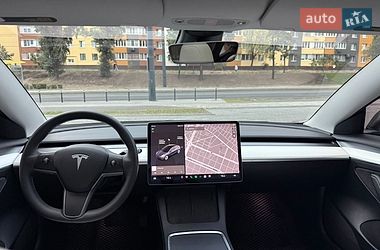 Седан Tesla Model 3 2021 в Дніпрі фото 24 Седан Tesla Model 3 2021 в Дніпрі