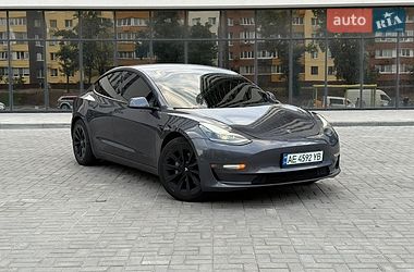 Седан Tesla Model 3 2021 в Дніпрі фото 26 Седан Tesla Model 3 2021 в Дніпрі