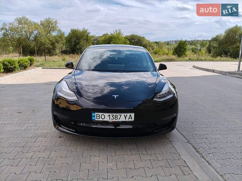 Седан Tesla Model 3 2020 в Івано-Франківську фото Седан Tesla Model 3 2020 в Івано-Франківську