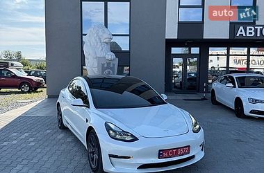 tesla model-3 2022 в Львов от профессионального продавца Богдан