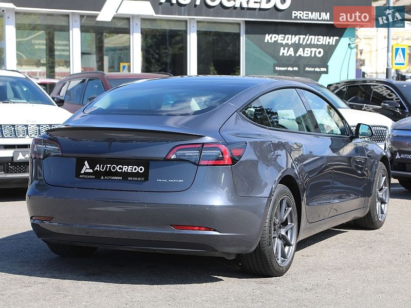Седан Tesla Model 3 2022 в Харькове