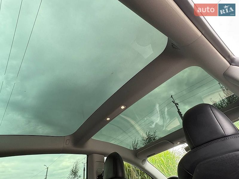 Седан Tesla Model 3 2022 в Львові фото 13 Седан Tesla Model 3 2022 в Львові