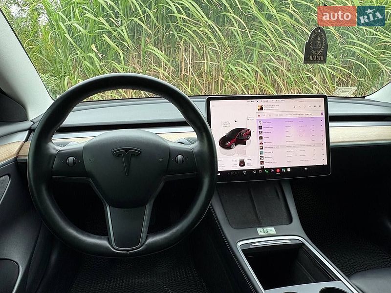 Седан Tesla Model 3 2022 в Львові фото 18 Седан Tesla Model 3 2022 в Львові