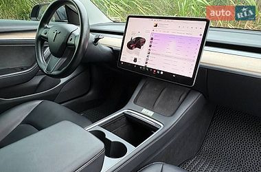 Седан Tesla Model 3 2022 в Львові фото 19 Седан Tesla Model 3 2022 в Львові