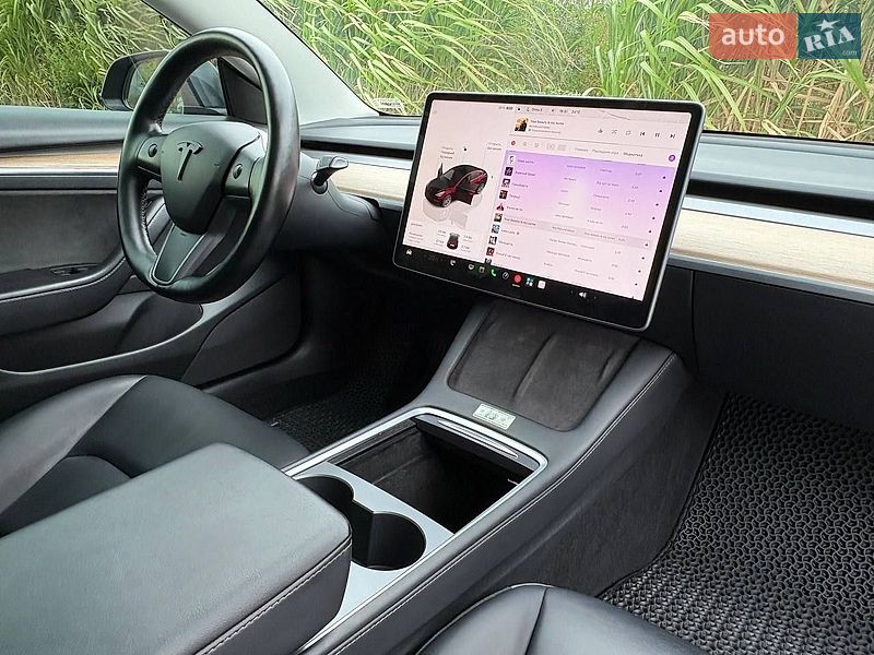 Седан Tesla Model 3 2022 в Львові фото 19 Седан Tesla Model 3 2022 в Львові