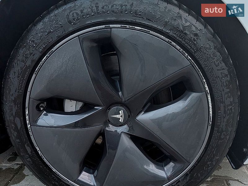 Седан Tesla Model 3 2022 в Могилів-Подільському