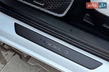 Седан Tesla Model 3 2022 в Могилів-Подільському